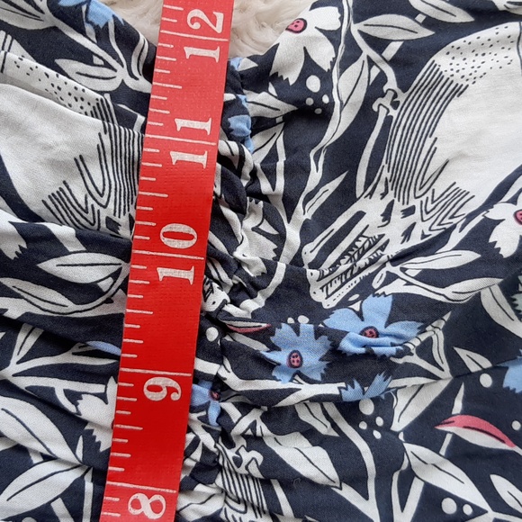 Old Navy Sleeveless Cami-Waisted Dove Floral Dress Small - Picture 4 of 8